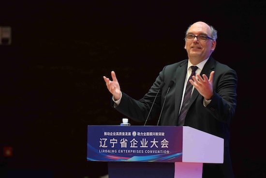 智能绿色双擎驱动 高质发展共同“企”飞 华晨宝马荣获“辽宁省突出贡献企业奖”_fororder_image001