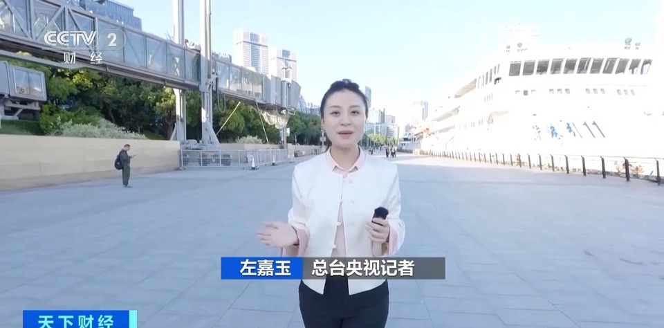 外国人在上海City Walk！上海打造祖国入境游第一站