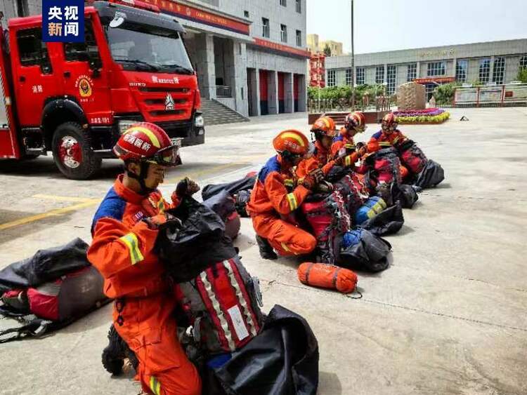 新疆克孜勒苏州阿图什市发生5.2级地震 震源深度19千米