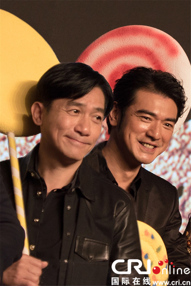 《摆渡人》定档 梁朝伟金城武率一众大咖甜炸贺岁