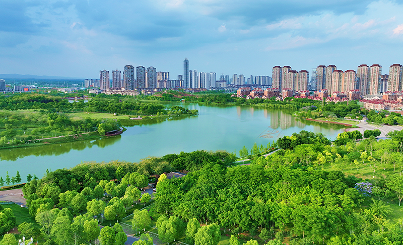 组图|四川仁寿:城市湿地公园美如画_fororder_5月20日,航拍仁寿县城市湿地公园,高楼和蓝天碧水勾勒出一幅美丽的生态画卷。012