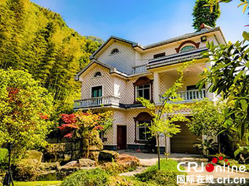 图片默认标题_fororder_农户出租的闲置农房--摄影王美慧