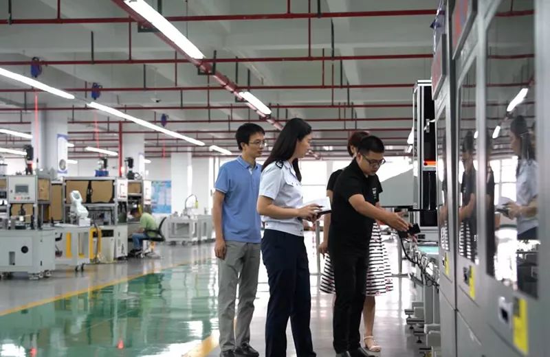 新华网：一张小税票，见证三代人变迁