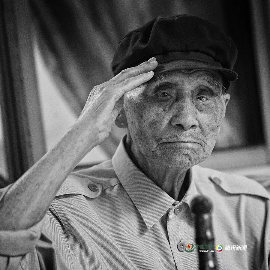 解放军报：百岁红军的嘱托｜王承登：子弹穿过头部，军礼依旧挺拔