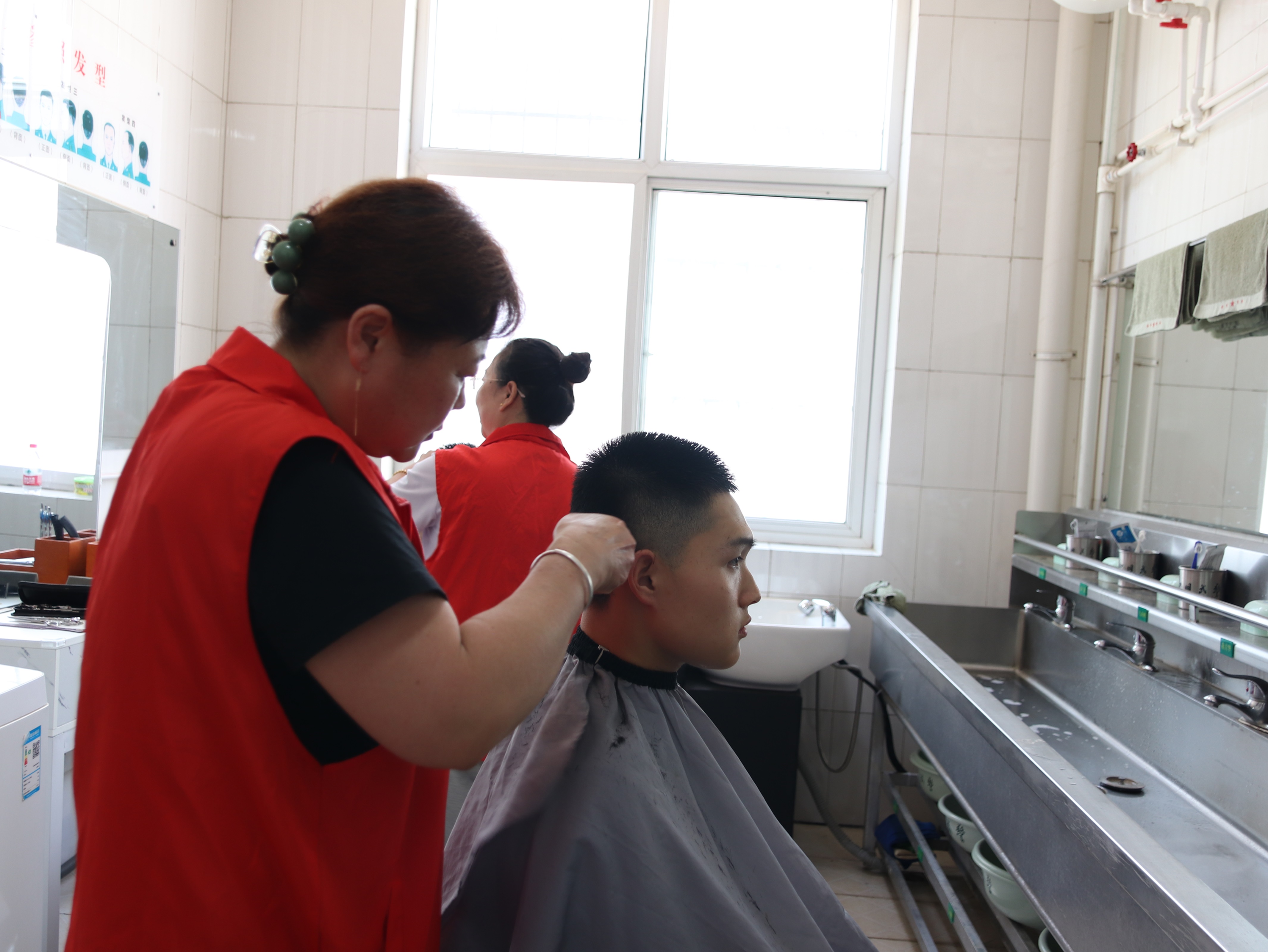 保定博野:志愿服务进军营 双拥共建一家亲_fororder_1