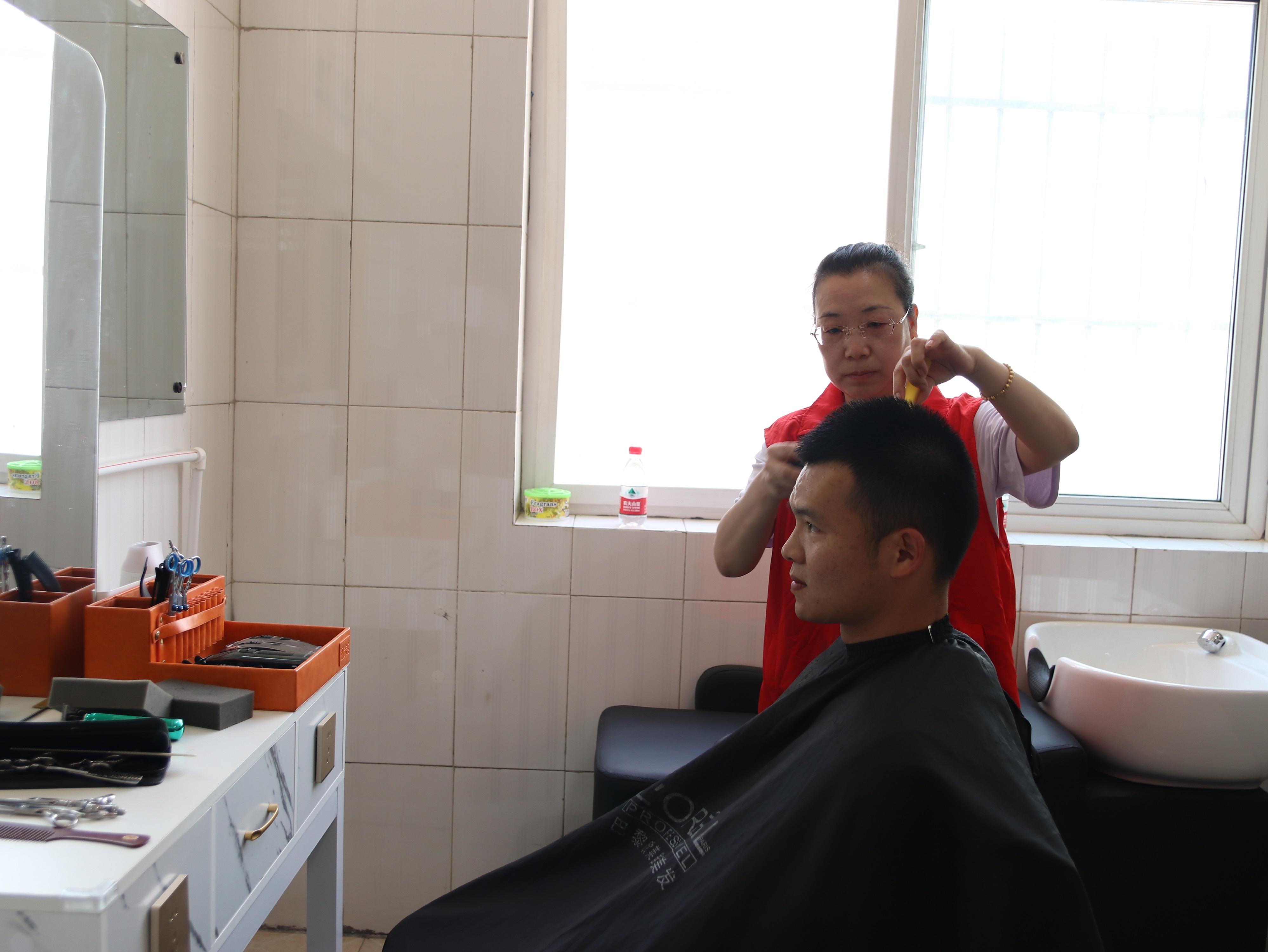 保定博野:志愿服务进军营 双拥共建一家亲_fororder_2