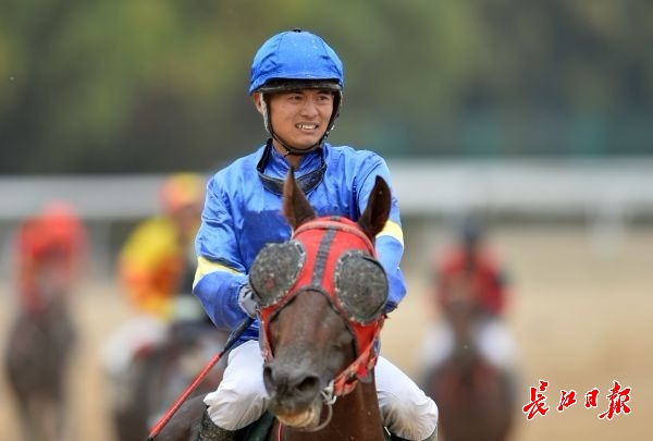 【城市远洋图片】第十七届中国·武汉国际赛马节落幕