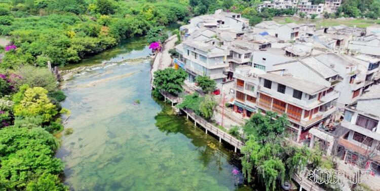 “留住乡愁·传统村落安顺行”系列报道之四丨黄果树旅游区石头寨村:留住传统风貌 建设美好家园