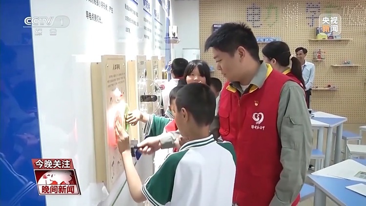 收获快乐 知识 成长!多彩活动让孩子们乐享节日