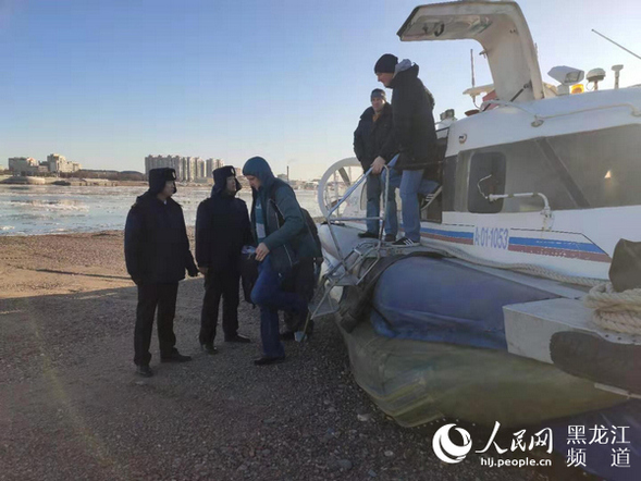 中俄黑河口岸开通2019年秋季气垫船旅客运输