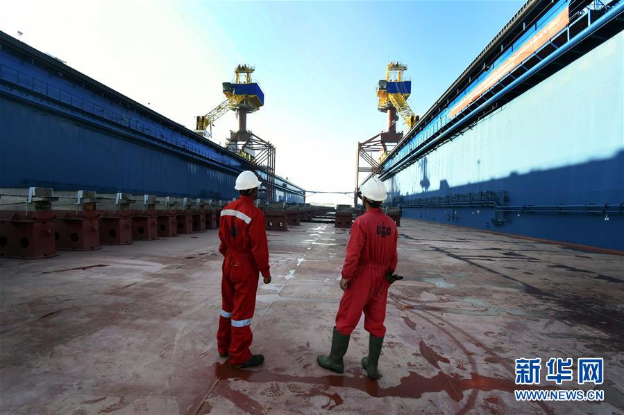 新华网：中国交付浮船坞助力古巴航运业发展
