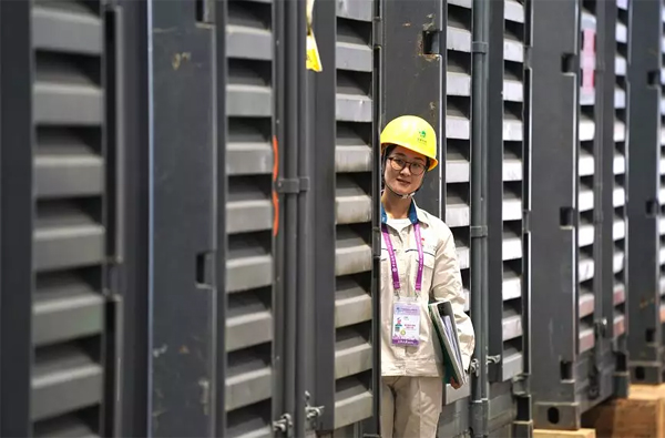 [新民晚报]四叶草里的这些“颜”值担当，堪称“进博最靓色”！