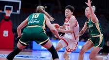 中国女篮战胜澳大利亚 收获奥运热身赛首胜
