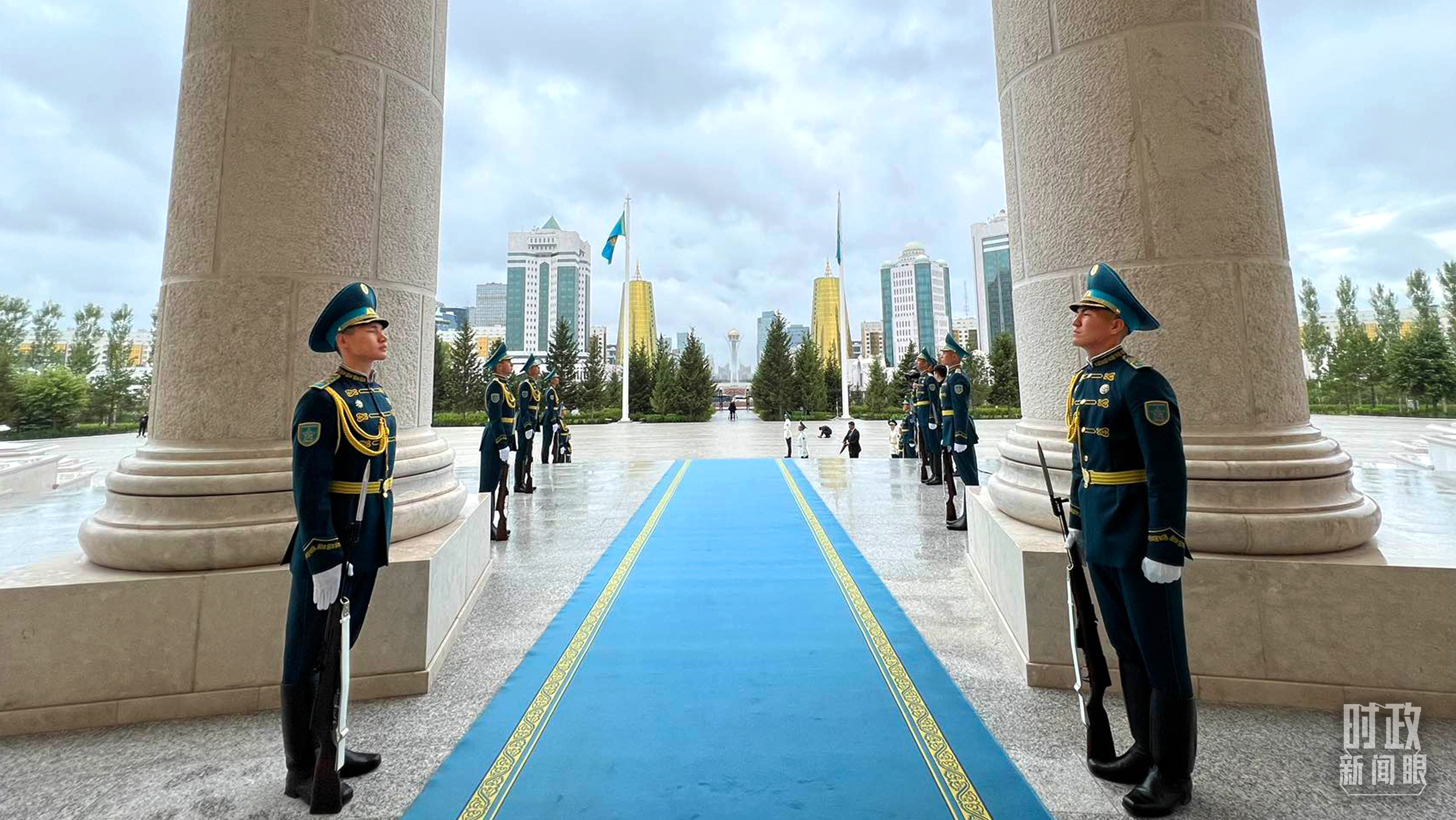 时政新闻眼丨习近平访哈第二天,为中哈关系高质量发展注入新动力