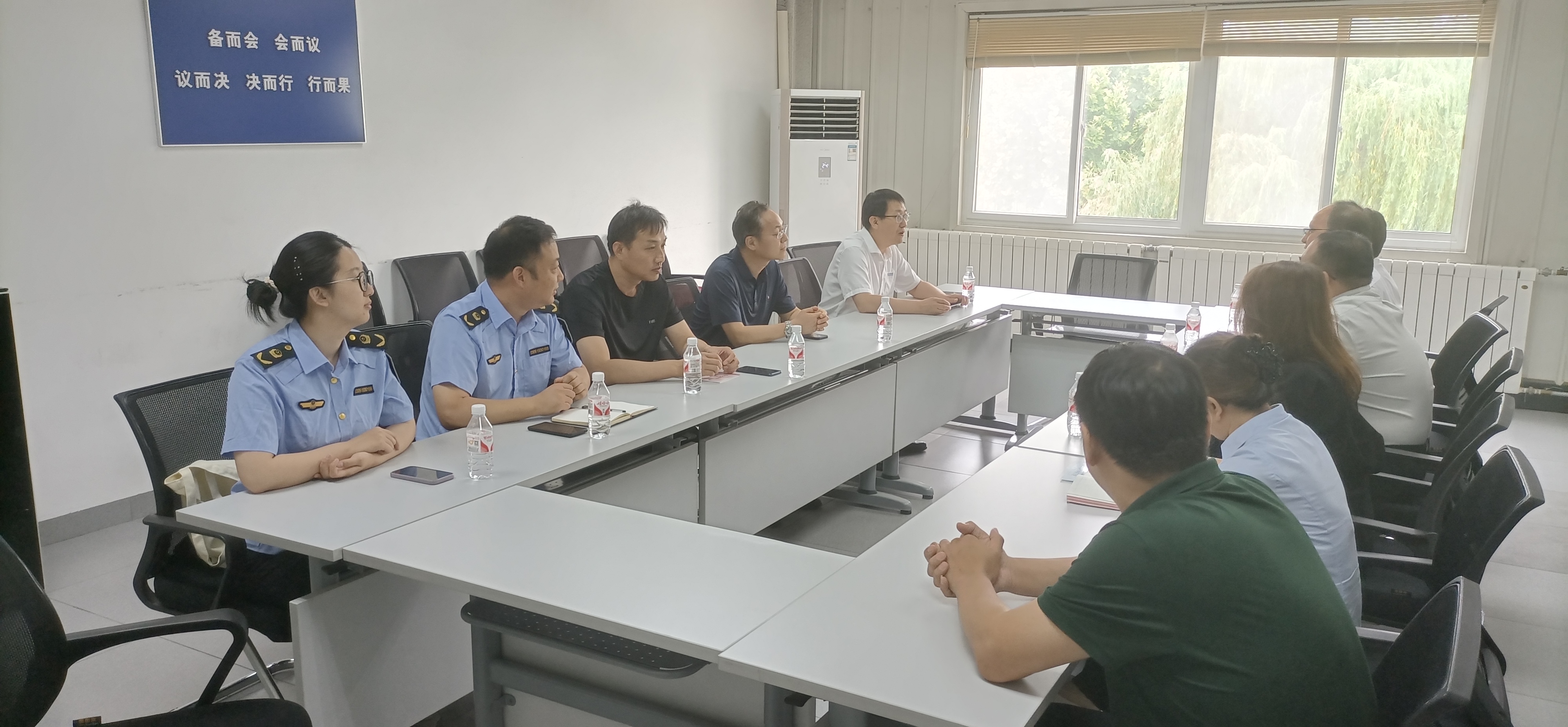 河北保定:“双区”联动无缝对接 知产进企赋能发展_fororder_保定市莲池区市场监管局、清苑区市场监管局与立中集团知识产权对接交流活动现场。 拍摄:安博 (2)