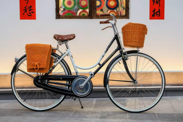 「新民晚报」在进博会中“遇见上海”，感受对生活的美好向往