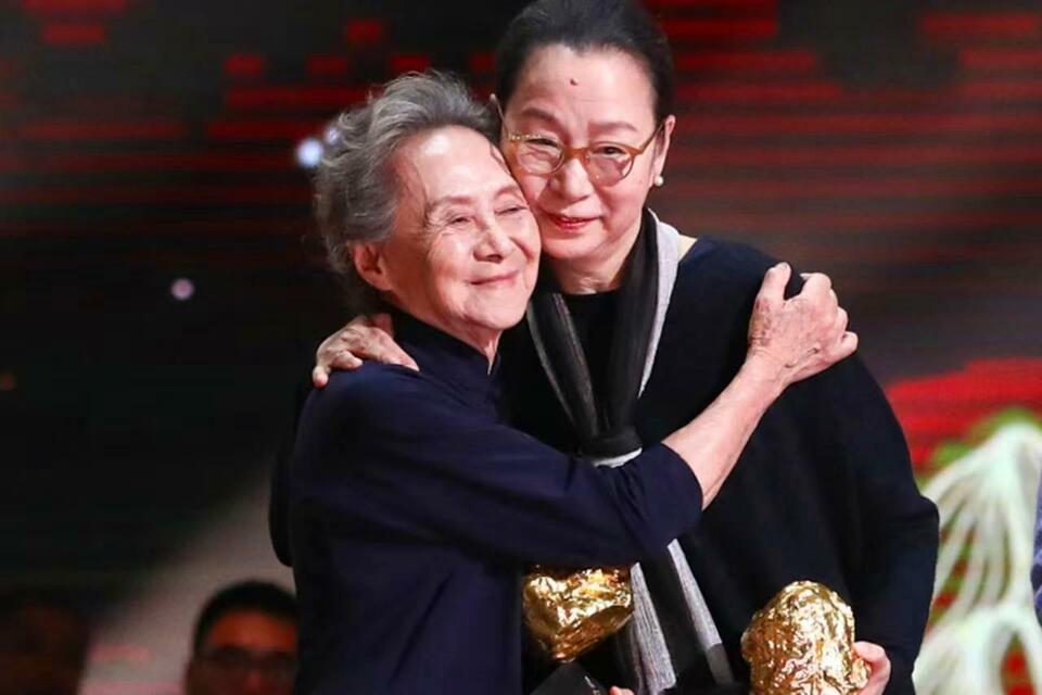 四年期待,“金石”为开|《2024中国电影导演之夜》今晚播出