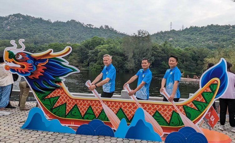 资讯有故事丨包粽子 赛龙舟 端午节过出“国际范儿”