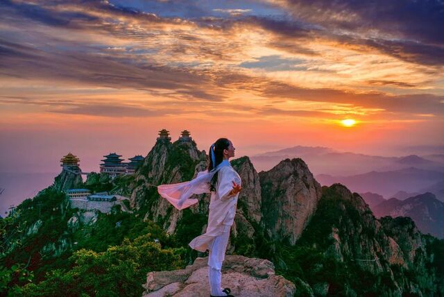 洛阳首发,登上“国家名片”!更有… 洛阳首发,登上“国家名片”!更有…