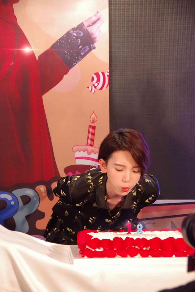 陈瑶生日会：我会很好，你们也要很好(组图)