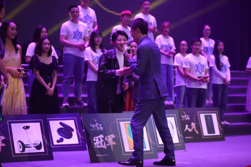 创世纪教育集团十周年庆 创始人杨杰畅谈初心及未来 创世纪教育集团十周年庆 创始人杨杰畅谈初心及未来