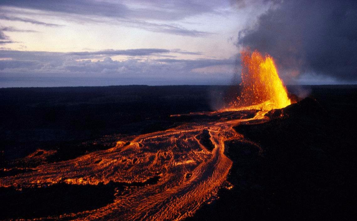 【直播天下】夏威夷火山爆发 万人紧急撤离