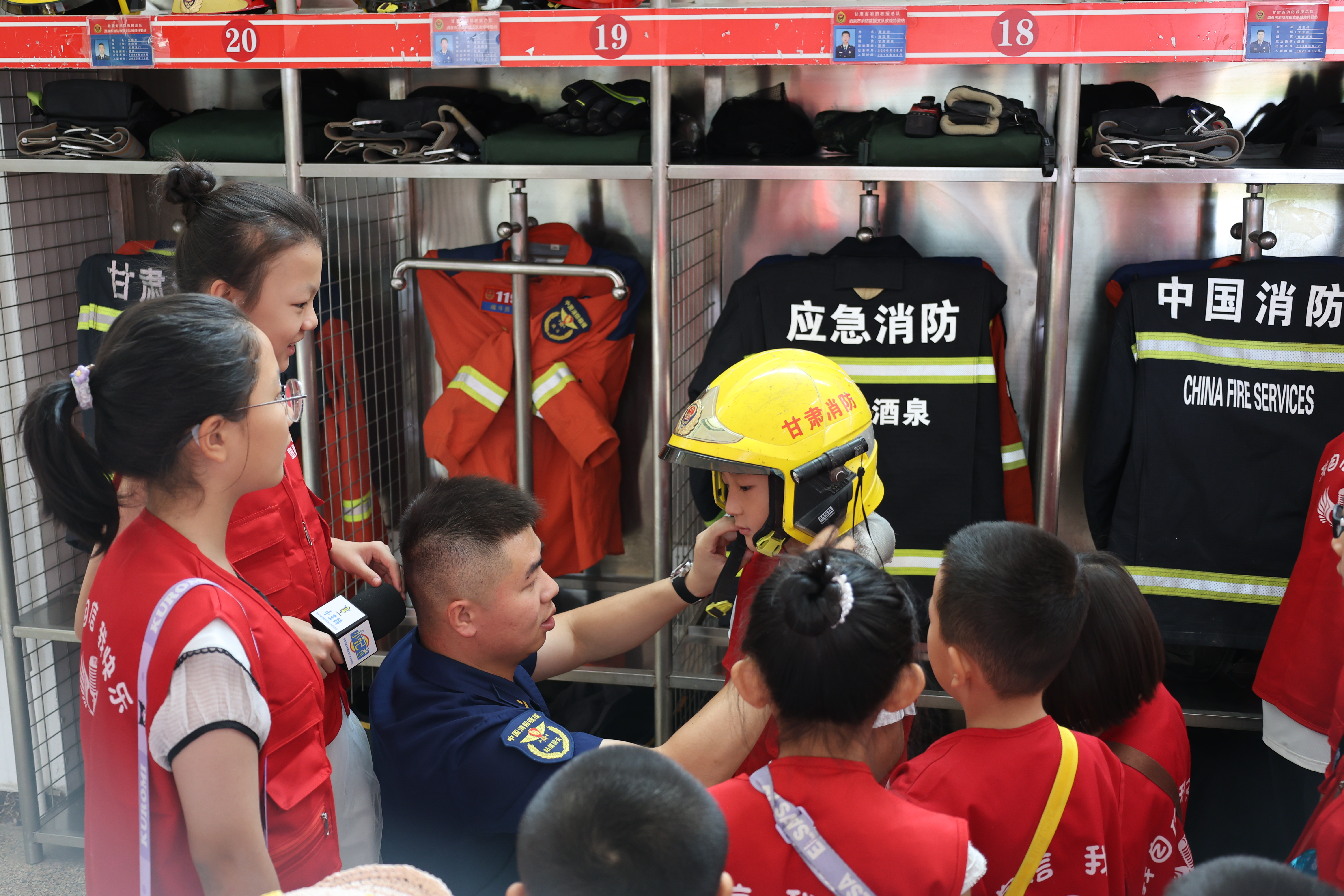 【原创】甘肃敦煌市消防救援大队:展示英勇风采,共筑安全梦想_fororder_5 - 副本