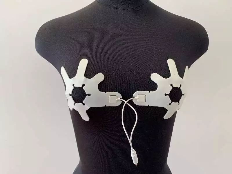 【经济日报】第一眼，就被TA深深吸引！全球“亮点”都在这儿了→