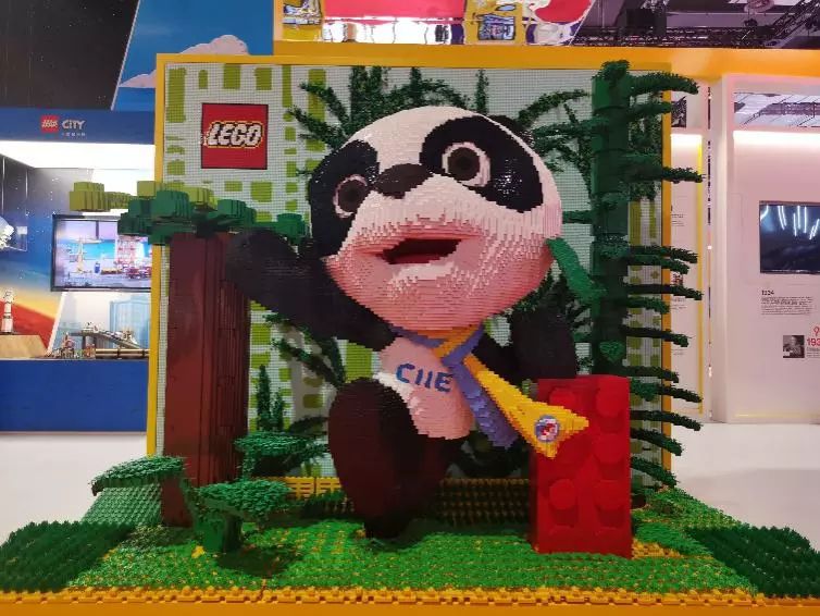 【经济日报】第一眼，就被TA深深吸引！全球“亮点”都在这儿了→