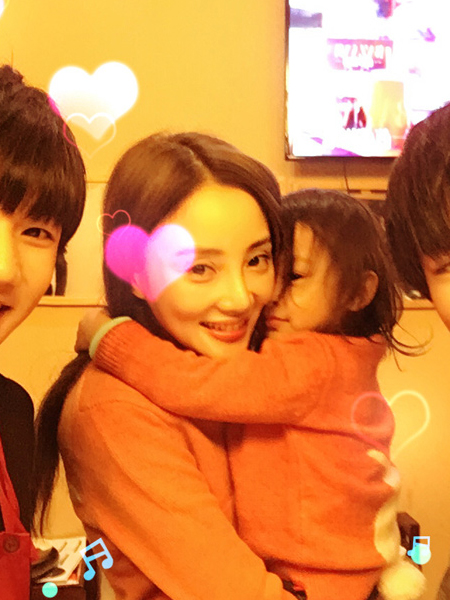 Li Xiaolu dan Anak Perempuannya