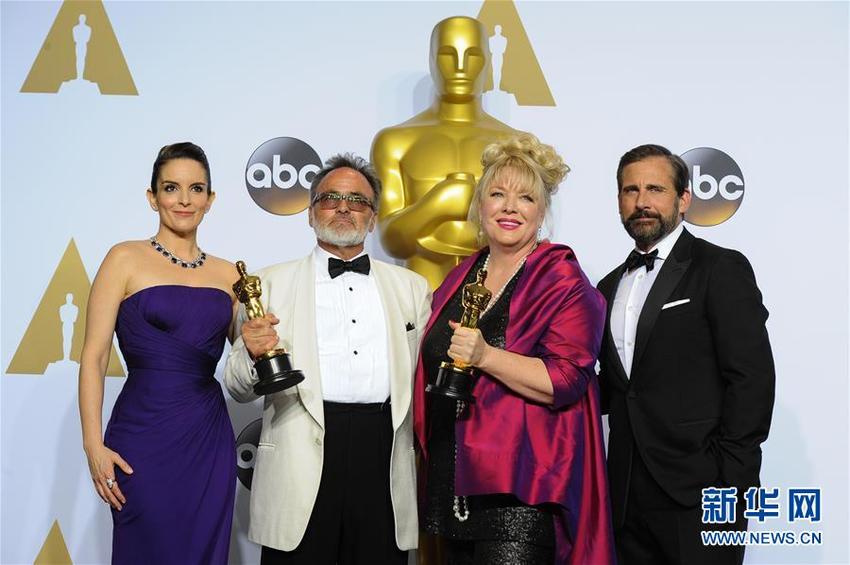 Leonardo DiCaprio menang Oscar Leonardo DiCaprio menang Oscar