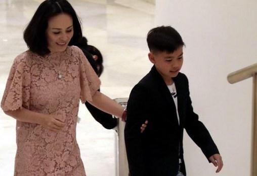 网友骂王琳儿子 雪姨再撕喷子获网友力挺