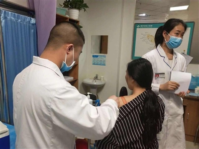 （今日热点1，导航成都，移动端）九价宫颈癌疫苗四川未上市已可打 疾控中心：涉违规