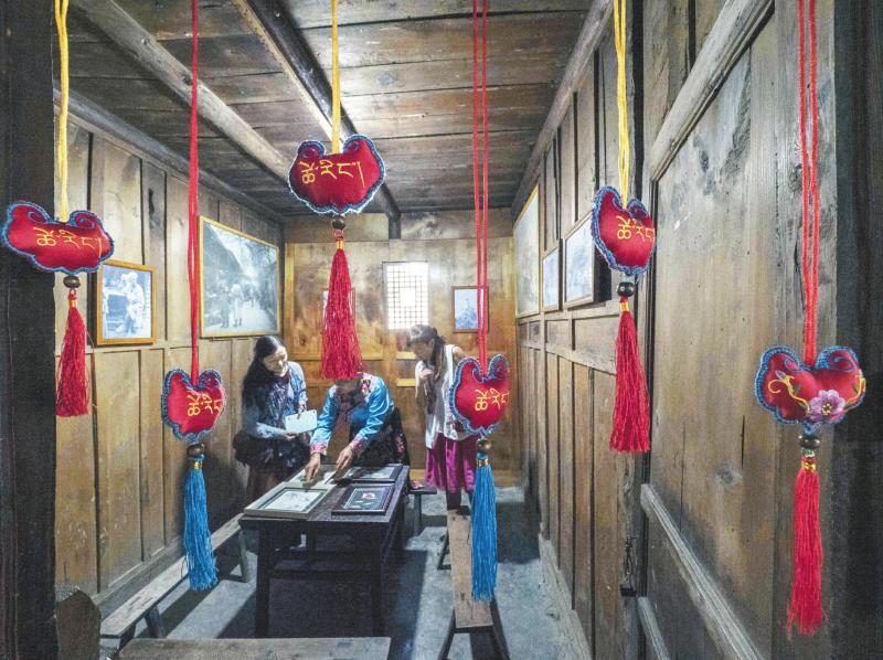 （焦点图，导航成都，移动端）震后10年 羌文化保护传承开新篇