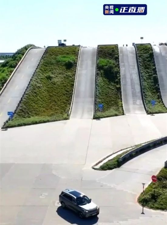 央视对话魏建军:长城不卷价格卷质量 做好中国汽车这张名片_fororder_image003