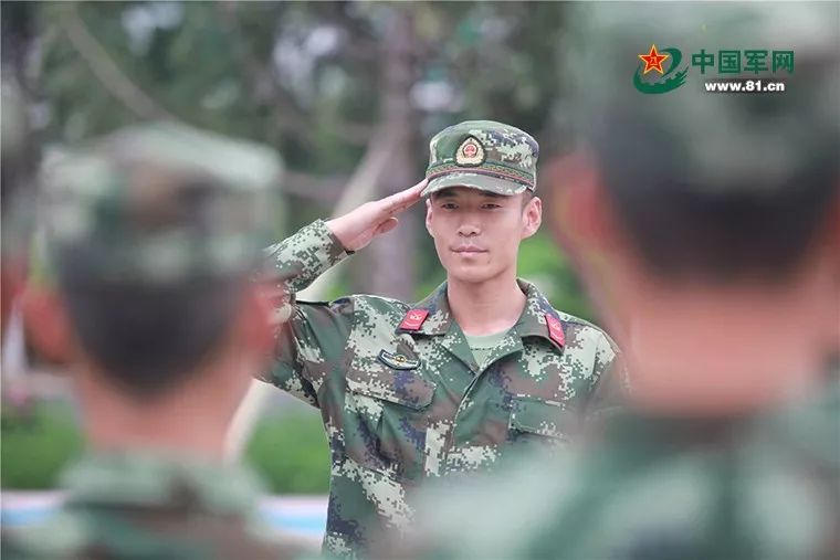 【经济日报】谁说和平年代没有盖世英雄？他们就是！