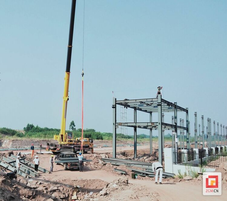 (转载)自贡沿滩:他们坚守一线战高温 加速推进项目建设