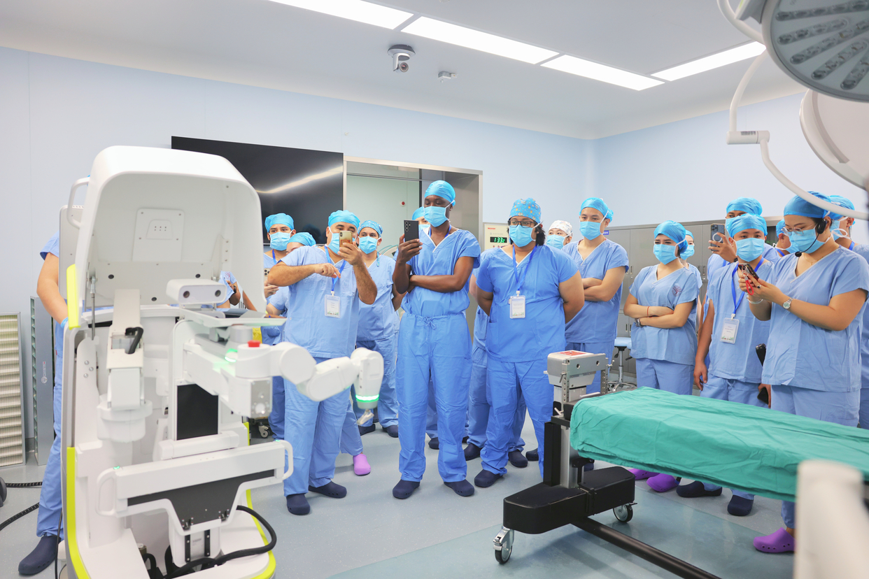 2024 'Belt and Road' International Training Course on the Application and Progress of Digital Intelligence in Spine Surgery Kicks Off_fororder_09032
