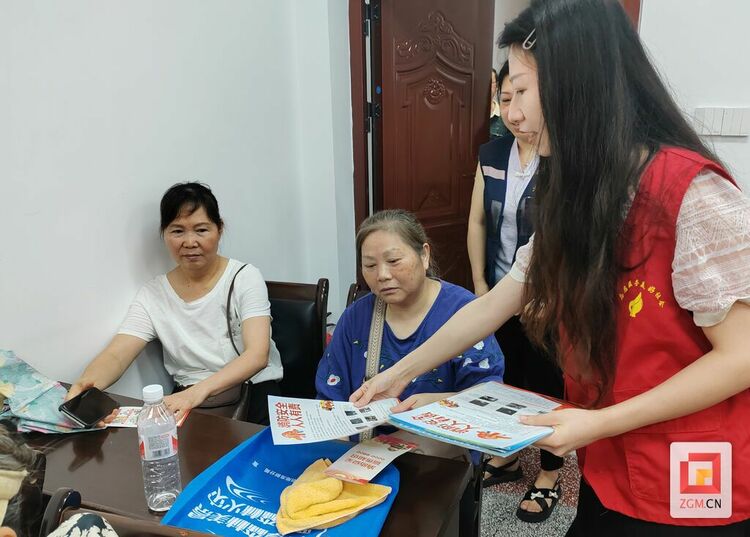 (转载)自贡高新区:安全宣传“进社区” 防火知识入民心