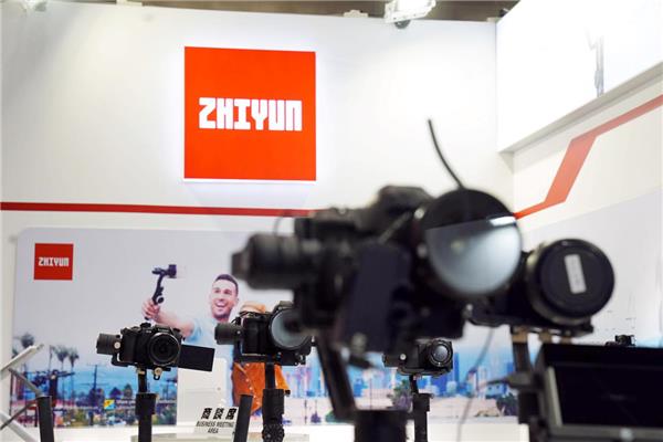【智能硬件】智云穩(wěn)定器亮相日本最大IT展會(huì) 云鶴2驚艷全場(chǎng)