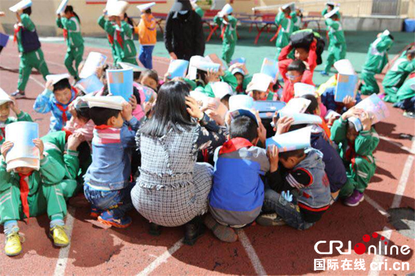 图片默认标题_fororder_防震应急演练活动4