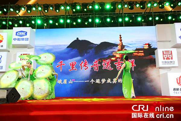 图片默认标题_fororder_首届中国博览会现场-(4)