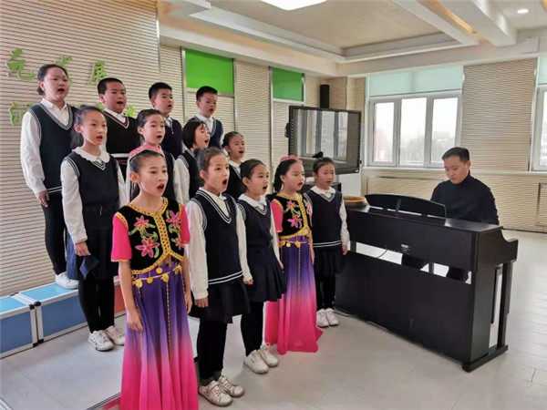 沈阳珠江五校实验小学举办家长开放日活动