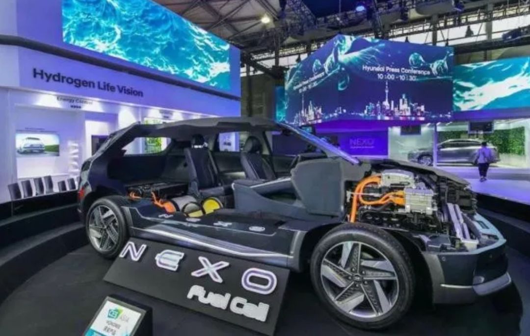 #央视新闻#修高铁、管陵墓、滑雪场管理……高职院校专业上新啦！