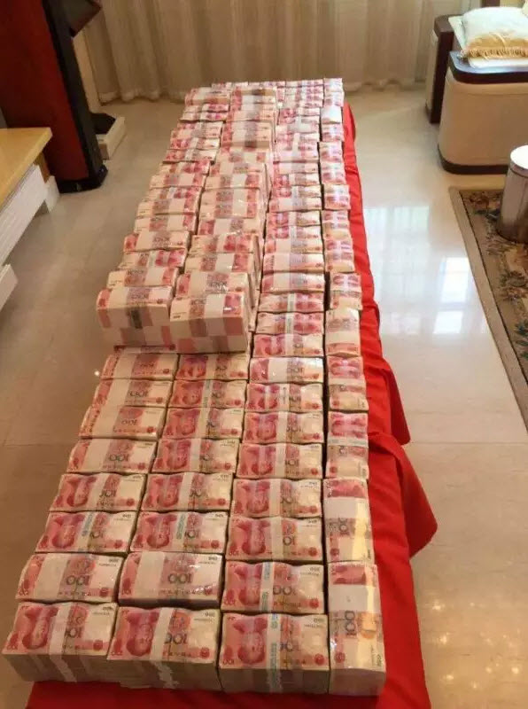 中国最富拳王完爆一龙 网曝其曾是看场小弟