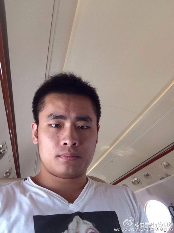 中国最富拳王完爆一龙 网曝其曾是看场小弟