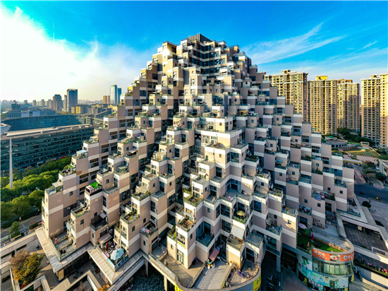 (供稿 创新江苏列表 三吴大地苏州 移动版)24家主流媒体走进苏州花桥经开区 了解花桥发展成果