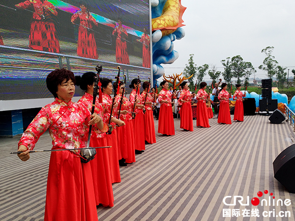 图片默认标题_fororder_精彩文艺演出--摄影张勇