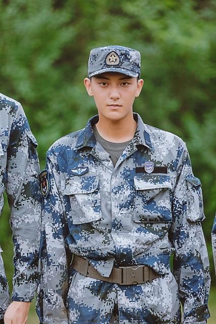 孙杨变身头号粉丝告白黄子韬:都好没缺点!(图)