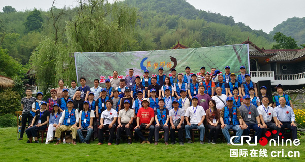 图片默认标题_fororder_合影留念--摄影张勇